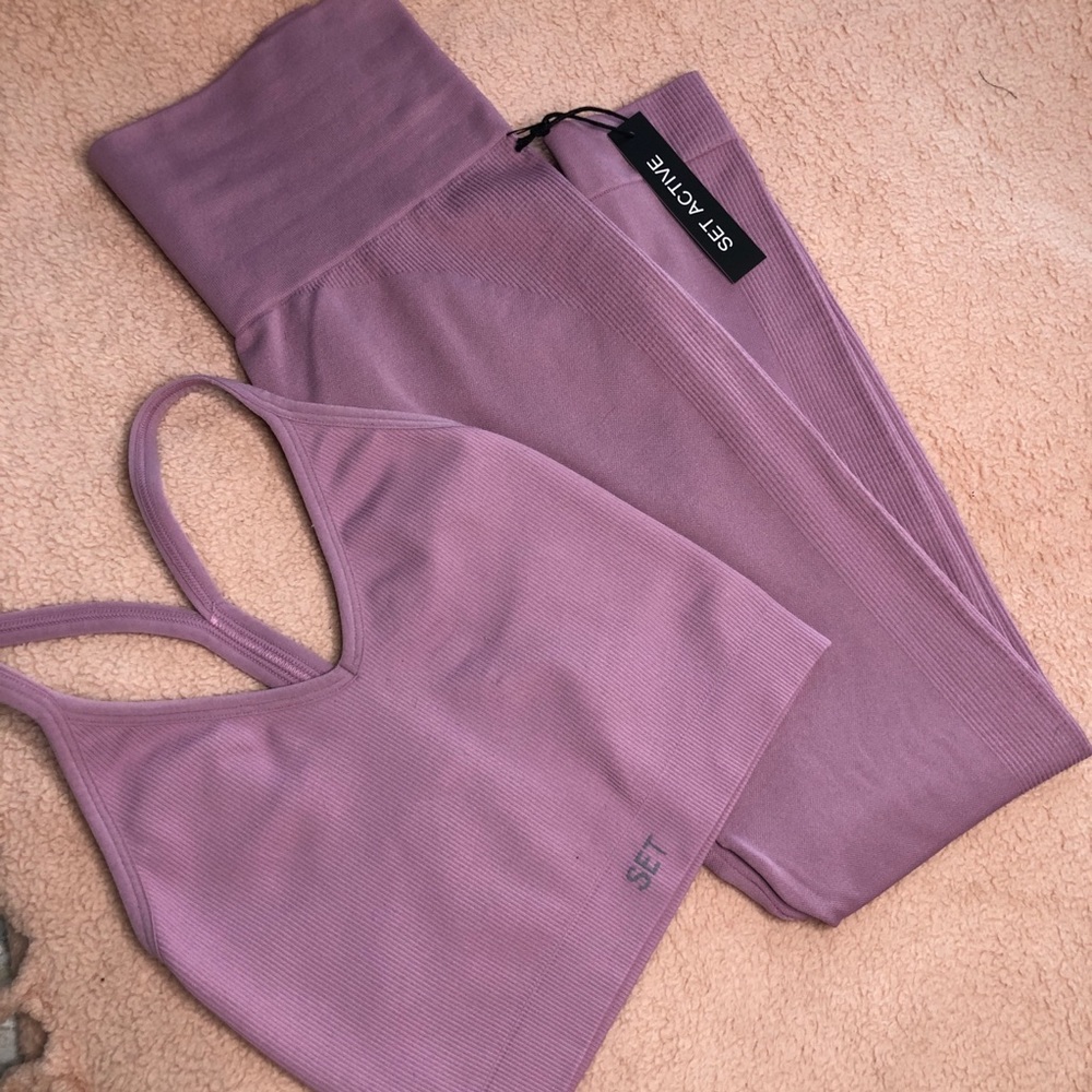 SET Active Rosy Ribbed Set